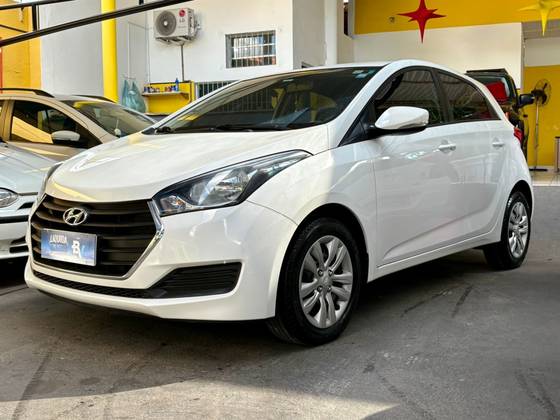 HYUNDAI HB20 1.0 COMFORT PLUS 12V FLEX 4P MANUAL